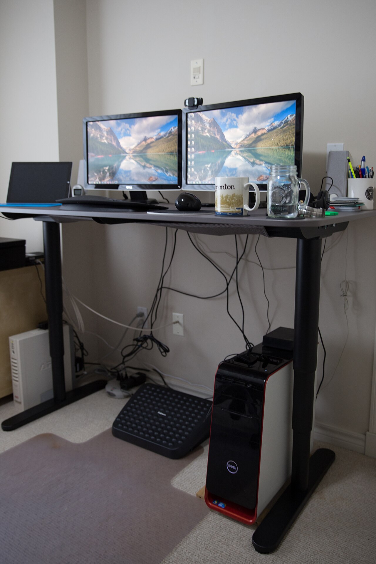 IKEA BEKANT sit/stand desk in white